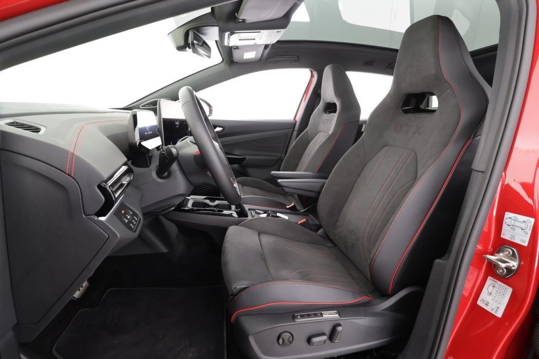 VOLKSWAGEN ID.4 2025