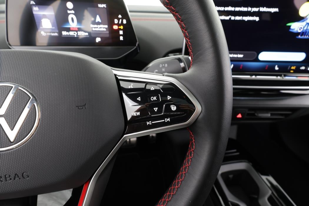 VOLKSWAGEN ID.4 2025