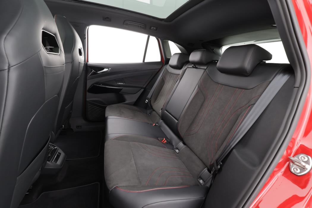 VOLKSWAGEN ID.4 2025