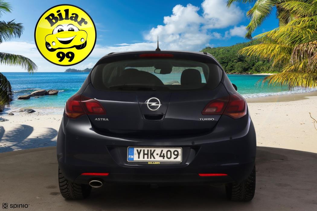 OPEL Astra 2011