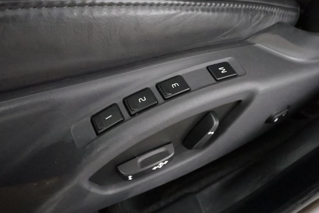 VOLVO V70 2016