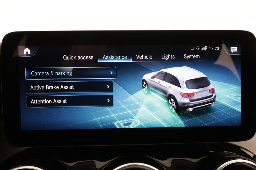 MERCEDES-BENZ GLC 2022