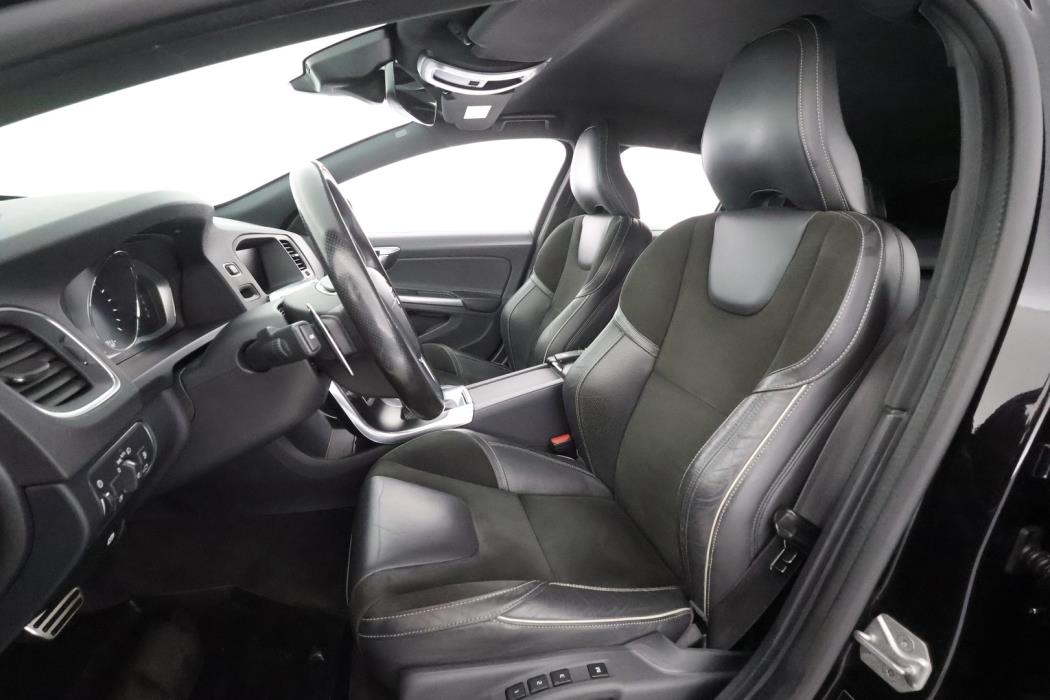 VOLVO V60 2017