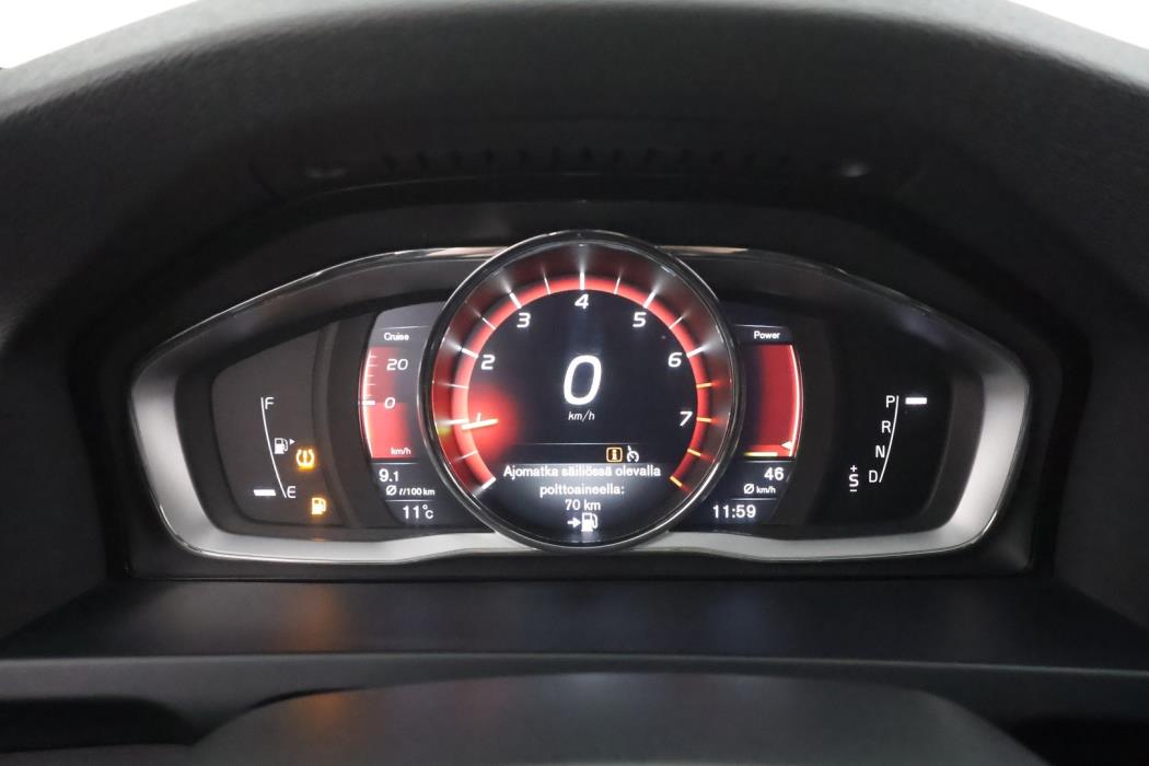 VOLVO V60 2017