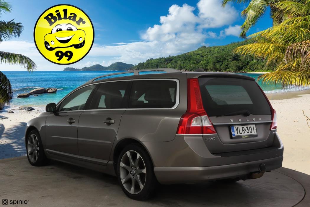 VOLVO V70 2011