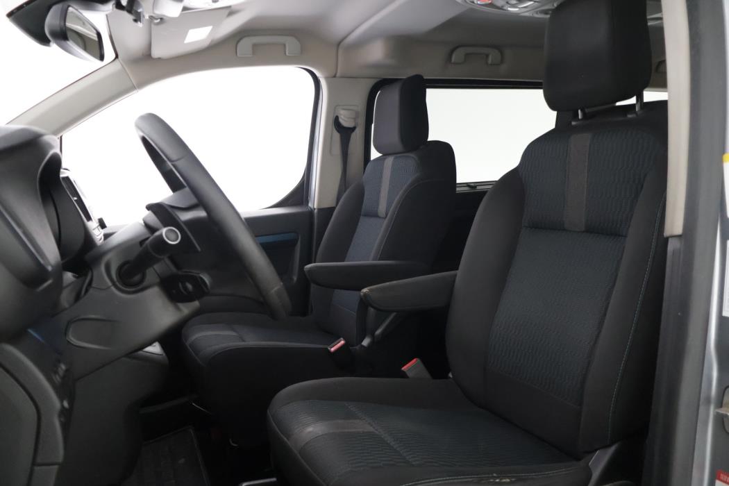 PEUGEOT Traveller 2020