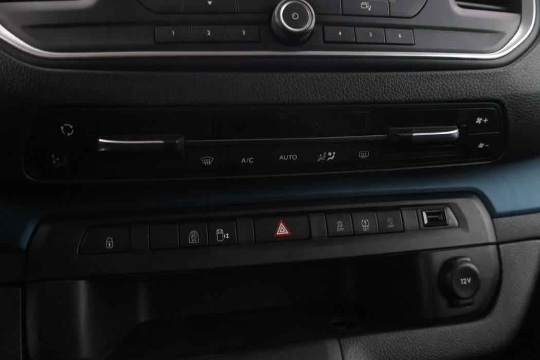 PEUGEOT Traveller 2020