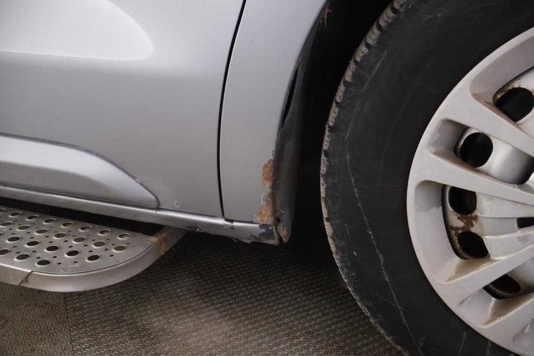 PEUGEOT Traveller 2020