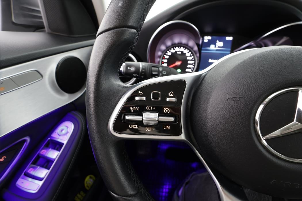 MERCEDES-BENZ C 2020