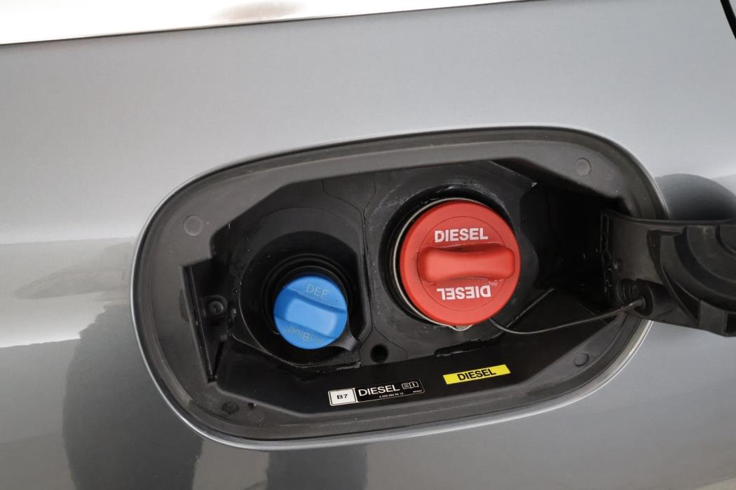 MERCEDES-BENZ C 2020