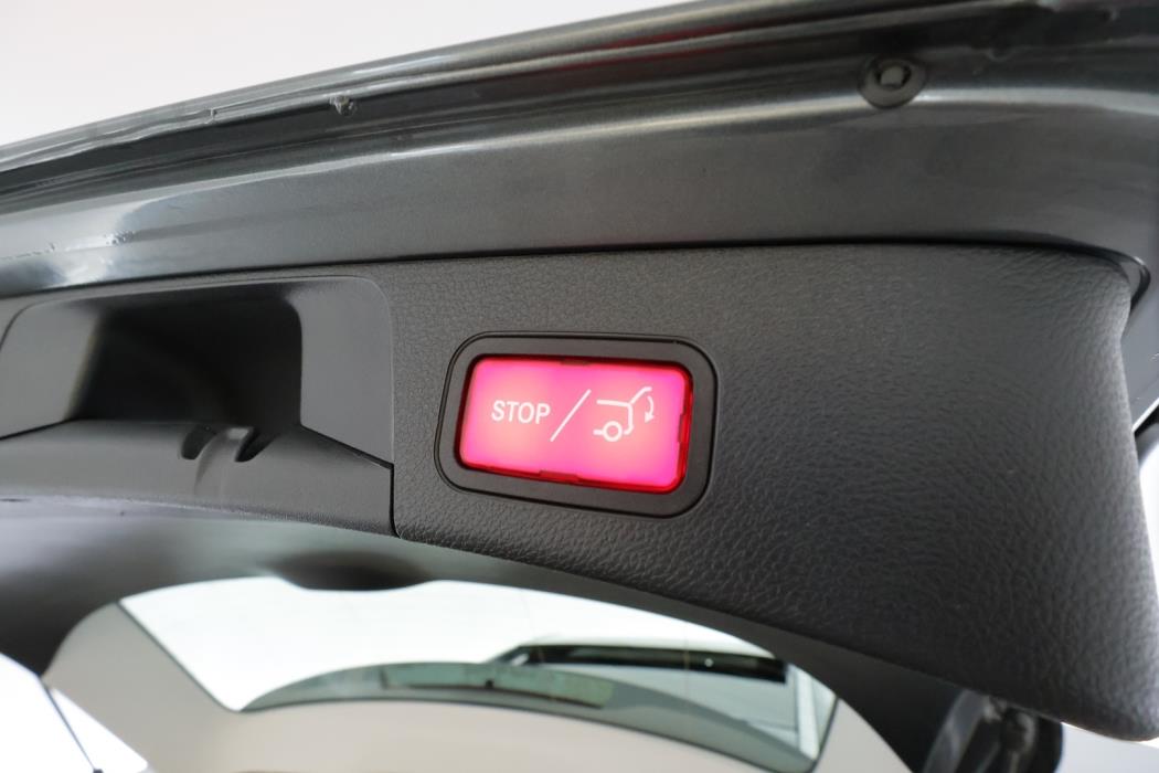 MERCEDES-BENZ C 2020