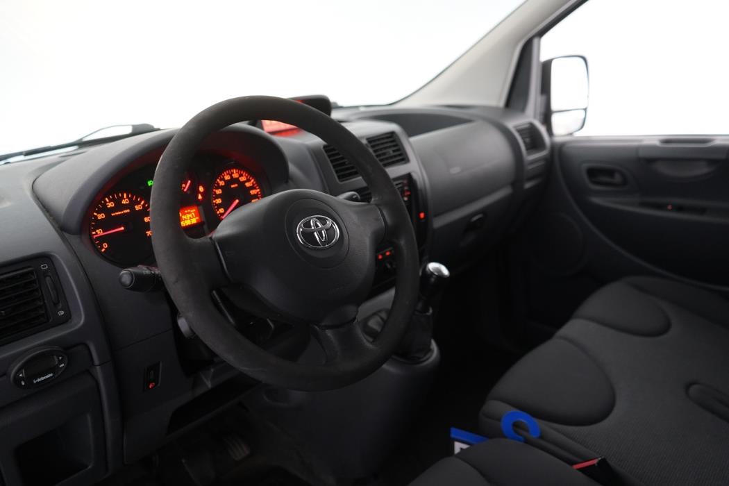 TOYOTA Proace 2014