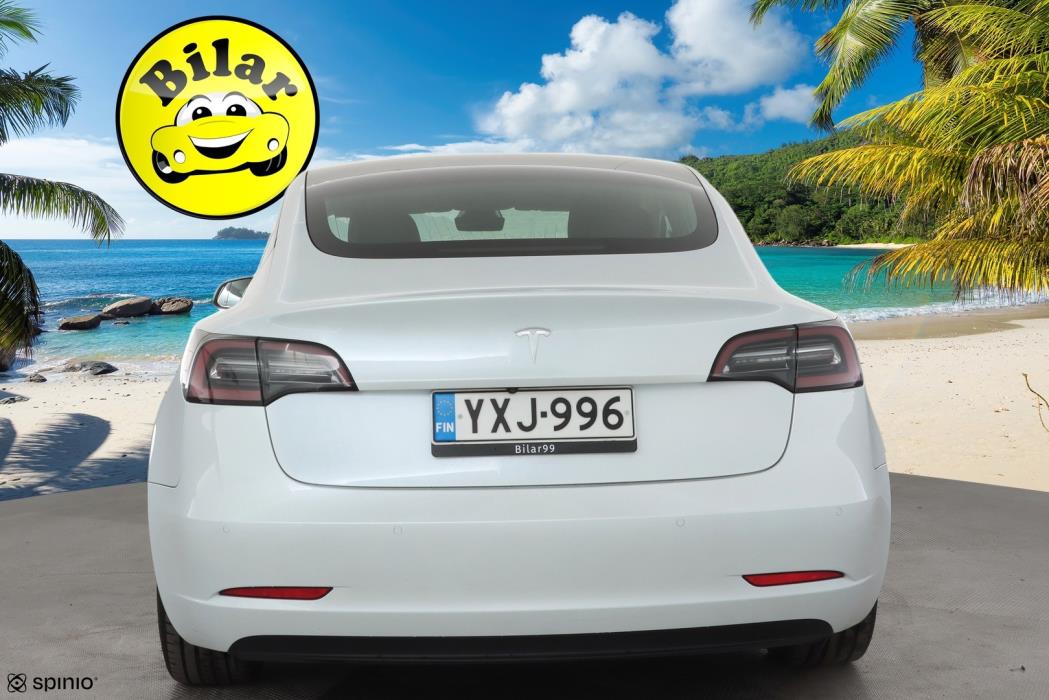 TESLA Model 3 2020