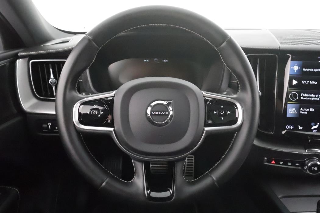 VOLVO XC60 2021
