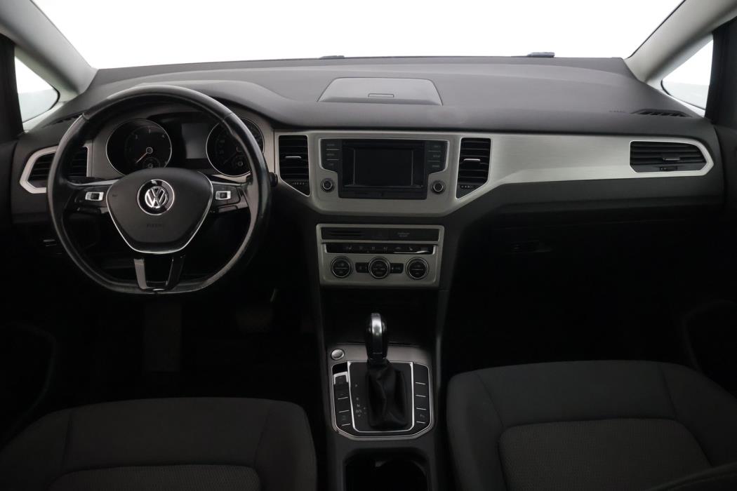 VOLKSWAGEN Golf Sportsvan 2016