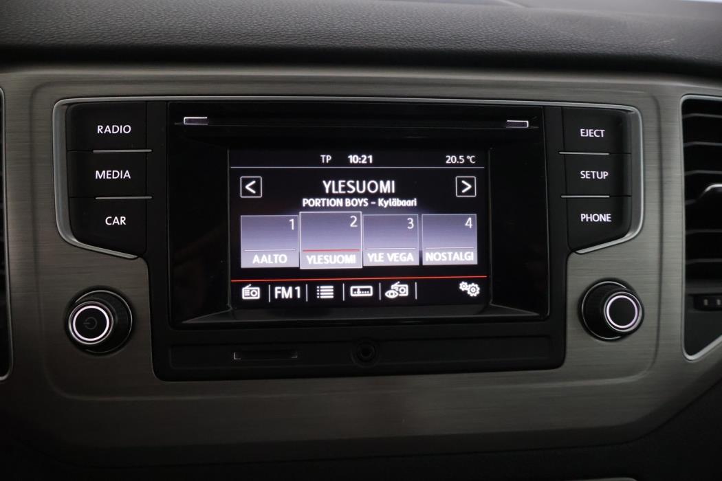VOLKSWAGEN Golf Sportsvan 2016