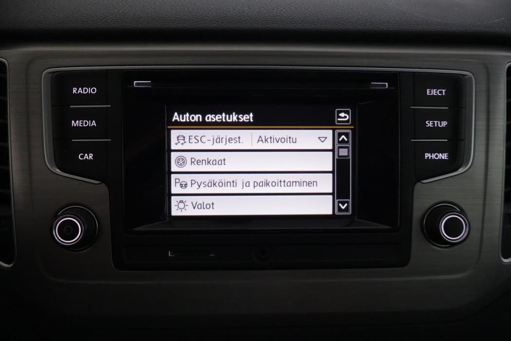 VOLKSWAGEN Golf Sportsvan 2016