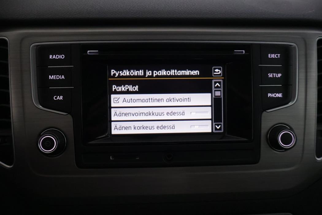 VOLKSWAGEN Golf Sportsvan 2016