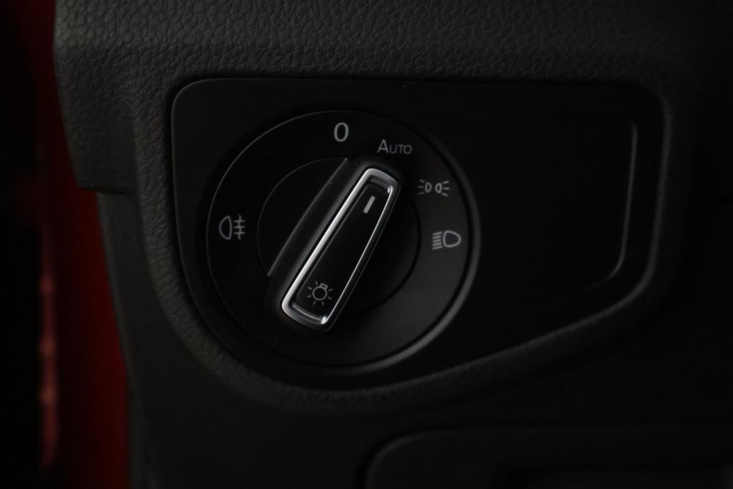 VOLKSWAGEN Golf Sportsvan 2016