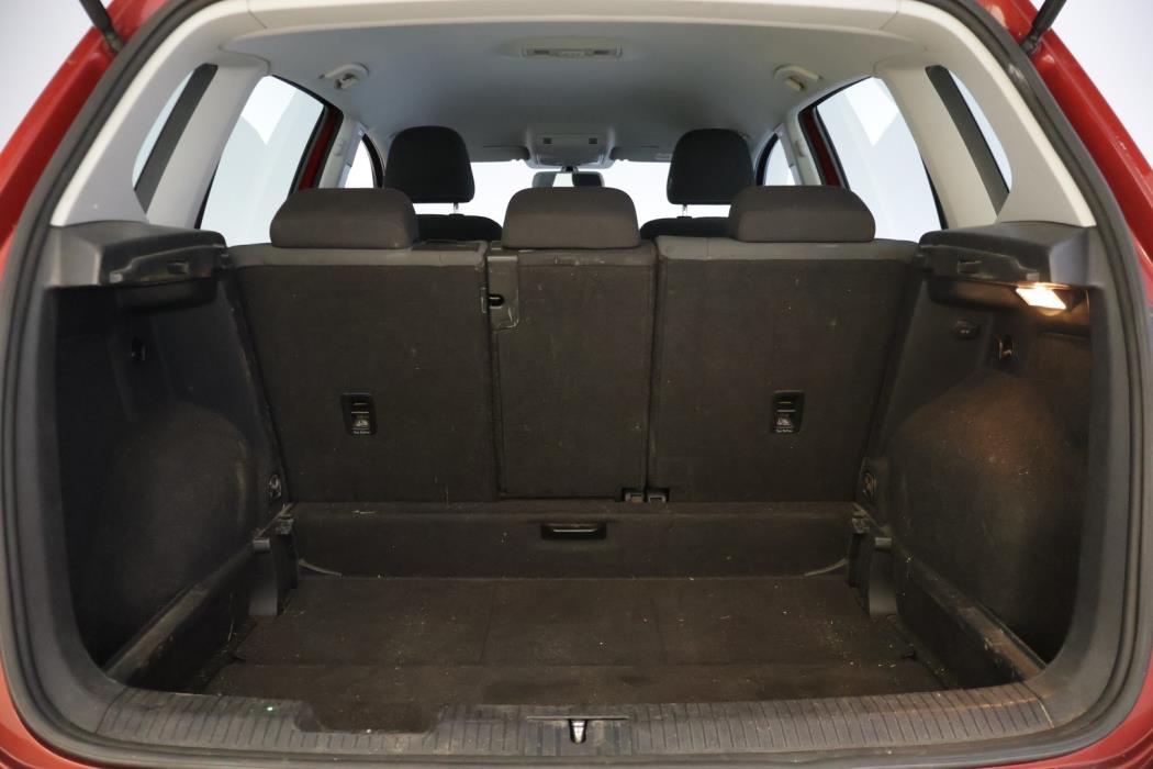 VOLKSWAGEN Golf Sportsvan 2016