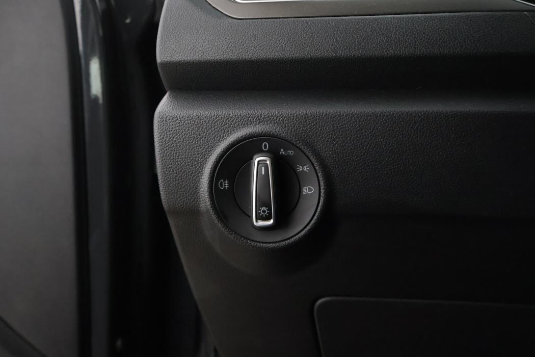 VOLKSWAGEN T-Roc 2018