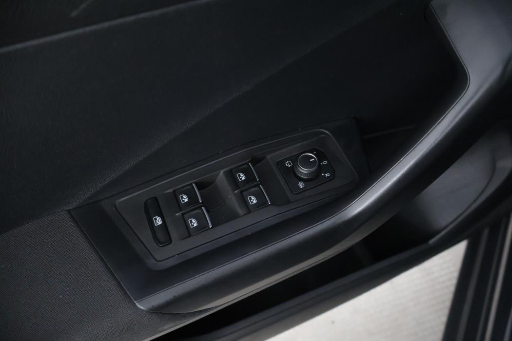 VOLKSWAGEN T-Roc 2018