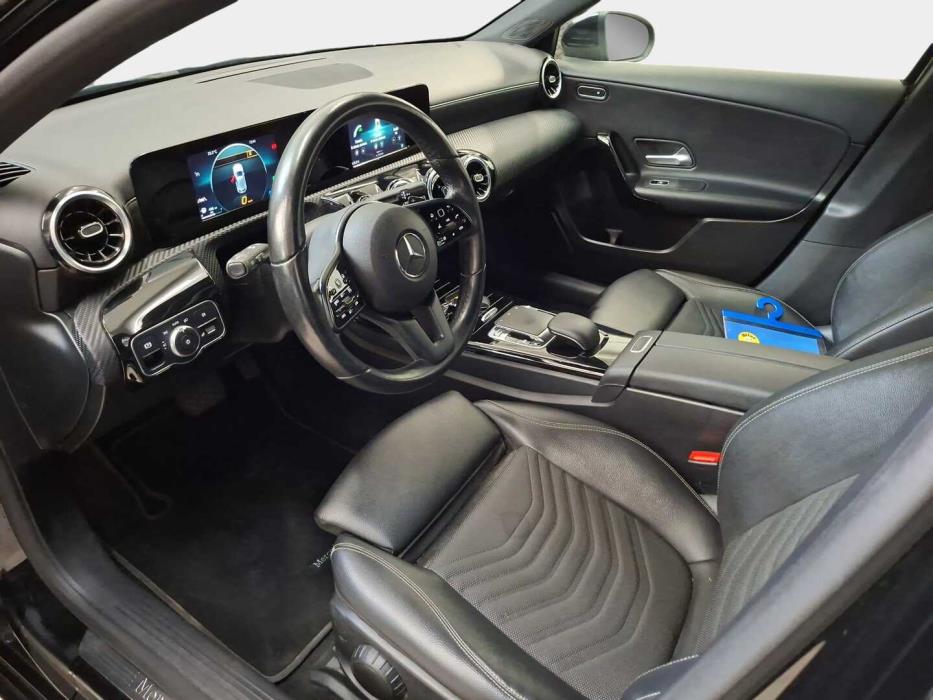 MERCEDES-BENZ A 2018