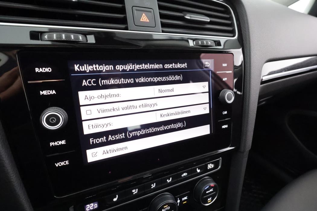 VOLKSWAGEN Golf 2019