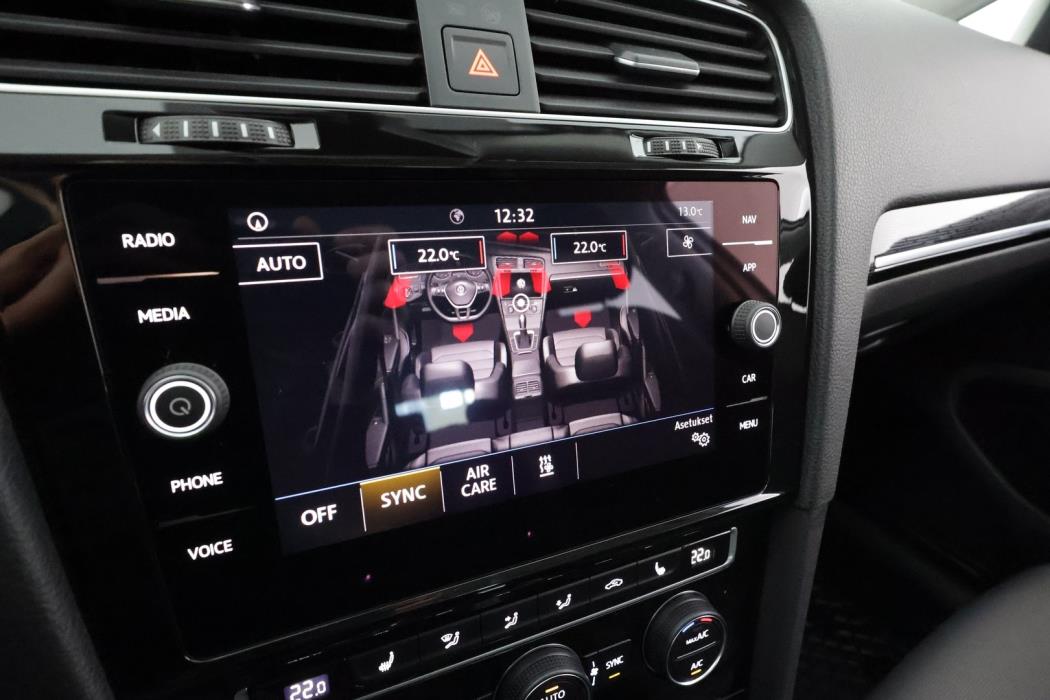 VOLKSWAGEN Golf 2019