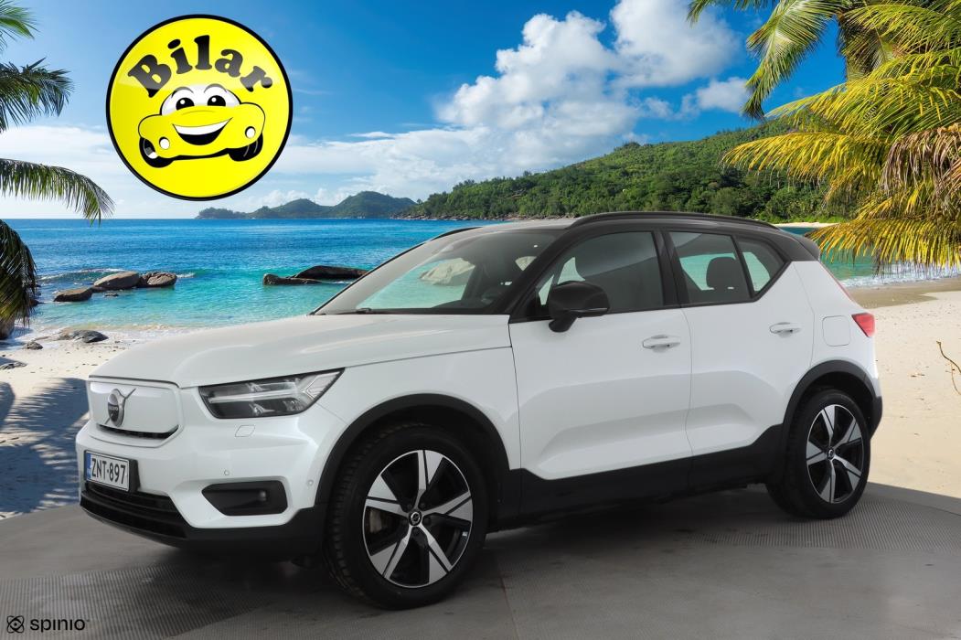 VOLVO XC40 2022