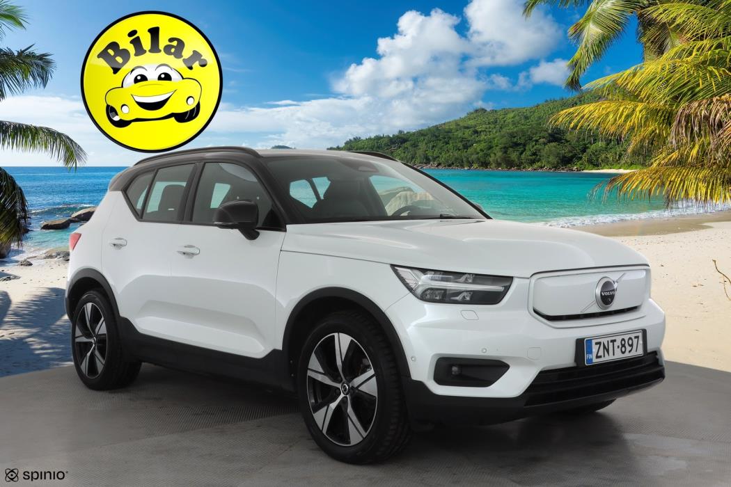 VOLVO XC40 2022