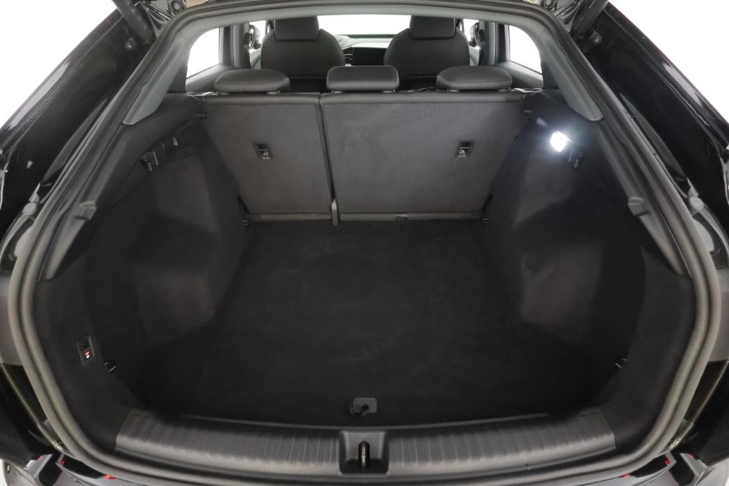 AUDI Q4 e-tron 2022