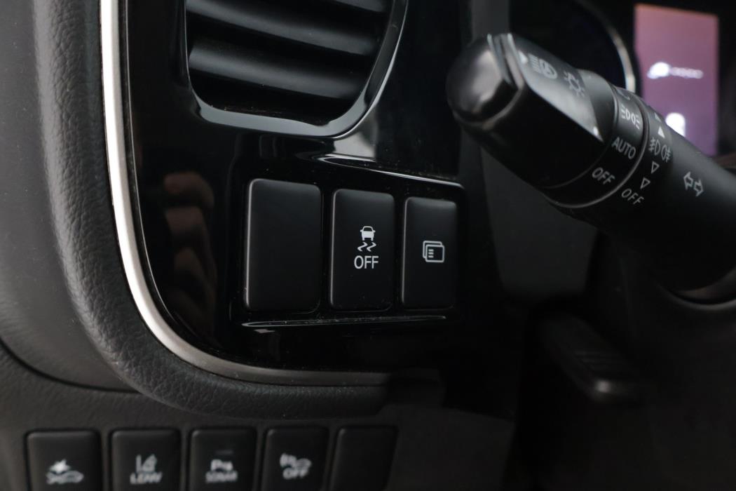 MITSUBISHI Outlander PHEV 2019