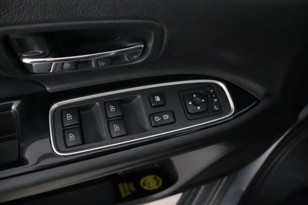 MITSUBISHI Outlander PHEV 2019