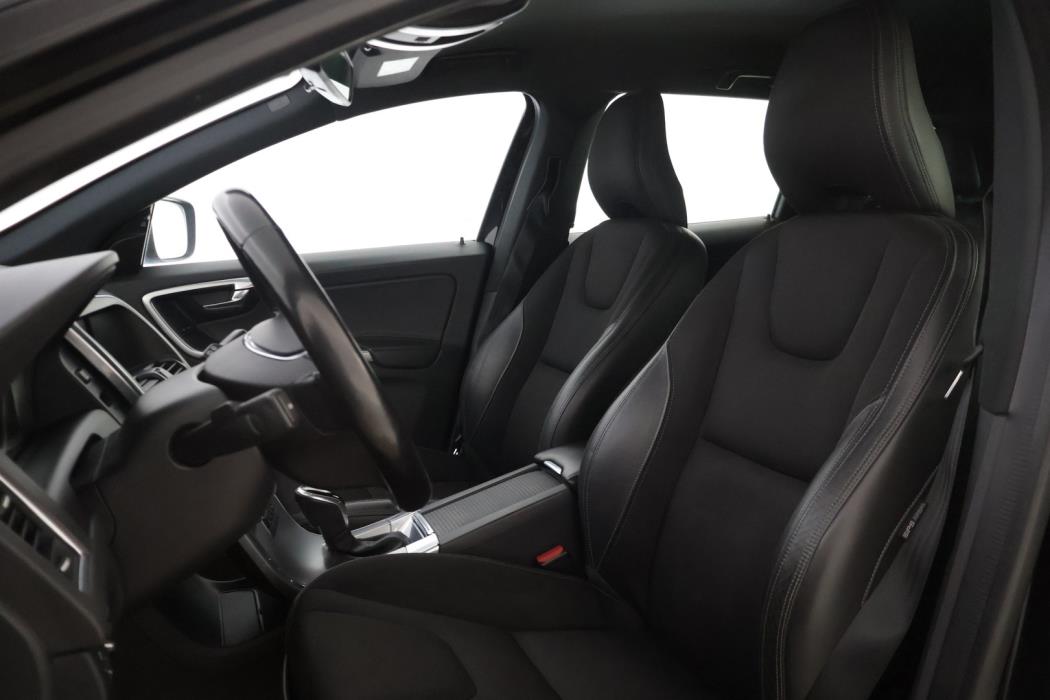 VOLVO XC60 2017