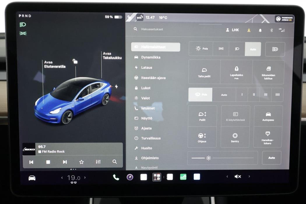 TESLA Model 3 2019