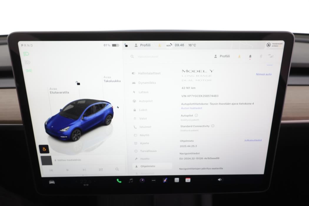 TESLA Model Y 2025