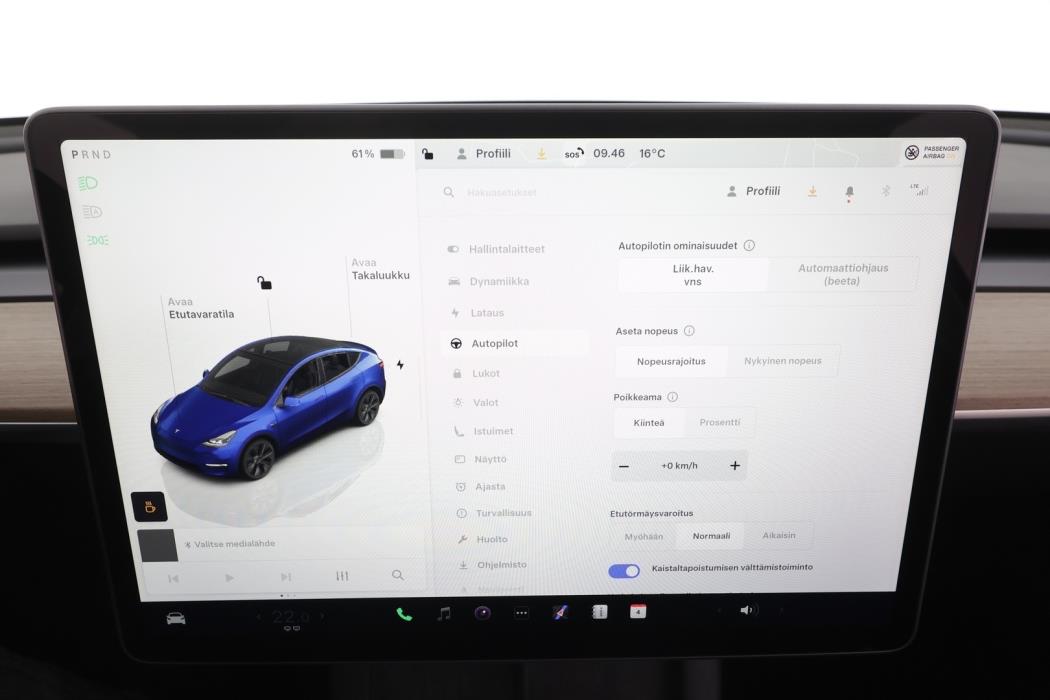 TESLA Model Y 2025