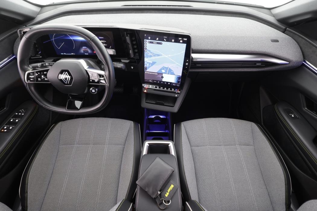 RENAULT MEGANE 2023