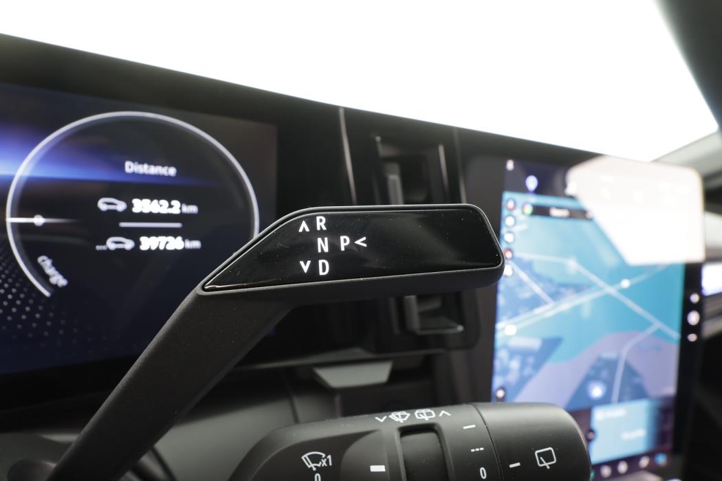 RENAULT MEGANE 2023