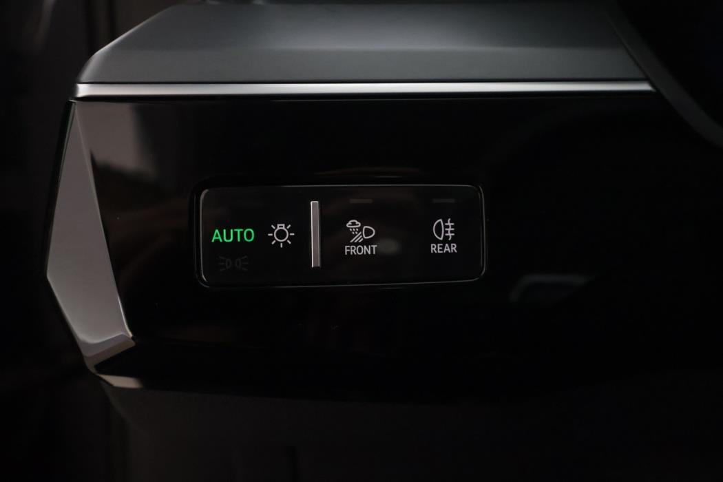 AUDI Q8 e-tron 2024