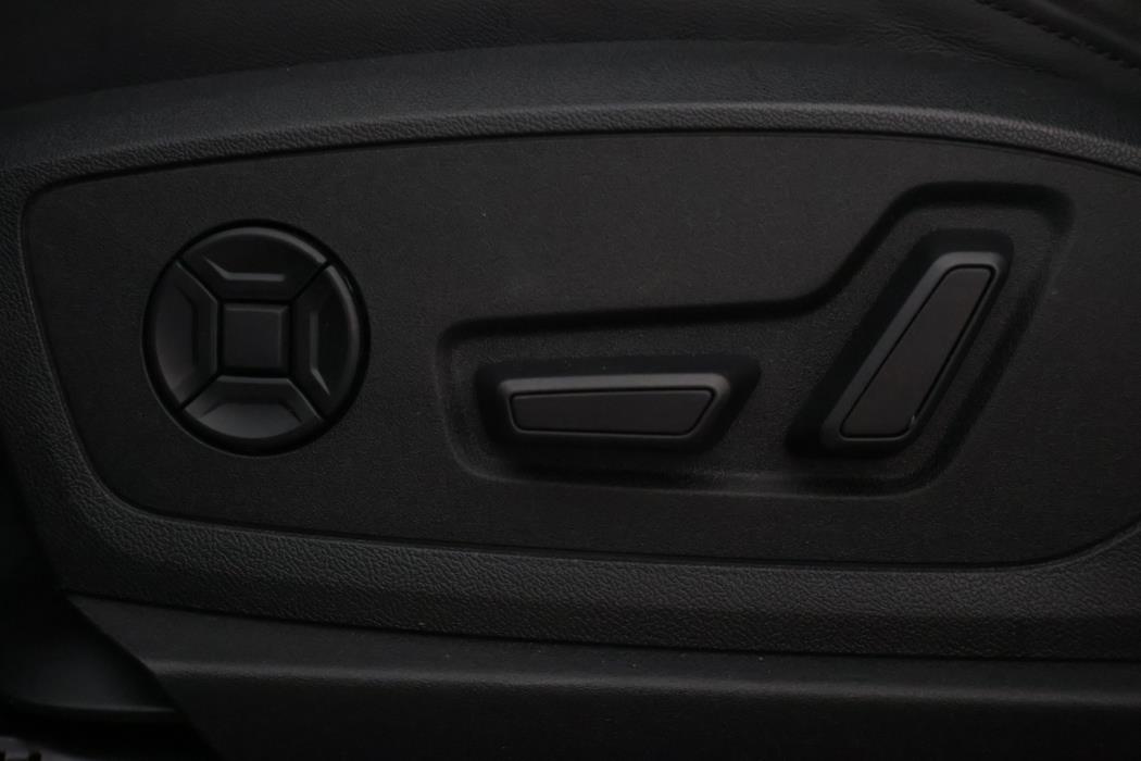 AUDI Q8 e-tron 2024