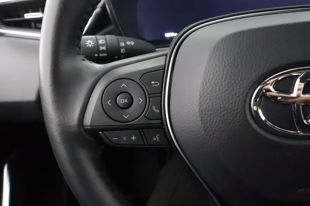 TOYOTA COROLLA 2024