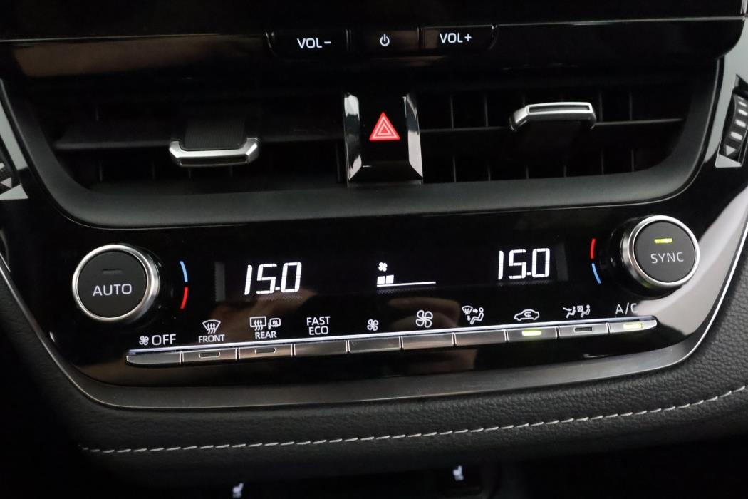 TOYOTA COROLLA 2024