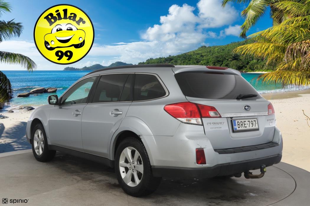 SUBARU Outback 2013