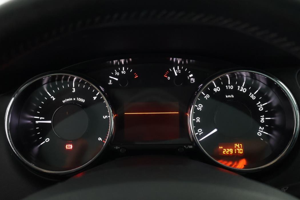 PEUGEOT 5008 2014
