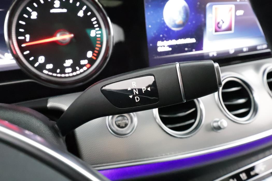 MERCEDES-BENZ E 2018