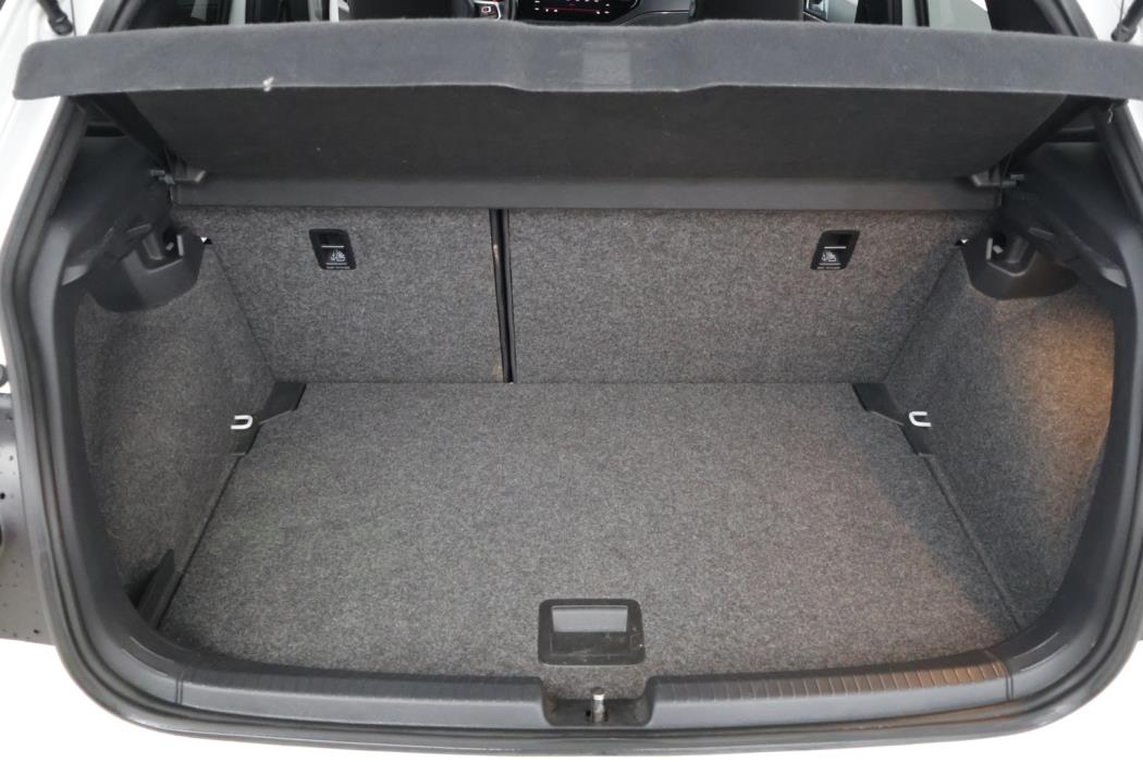 VOLKSWAGEN Polo 2019