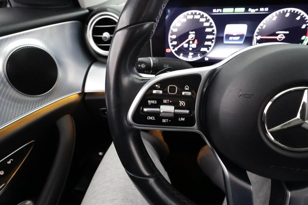 MERCEDES-BENZ E 2019
