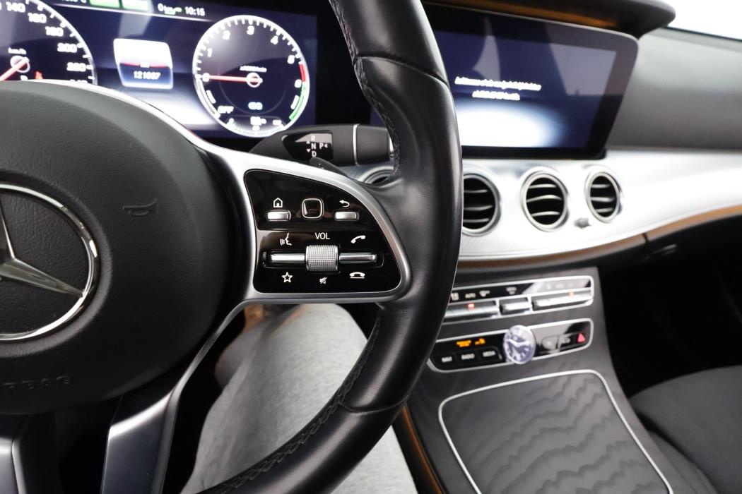 MERCEDES-BENZ E 2019